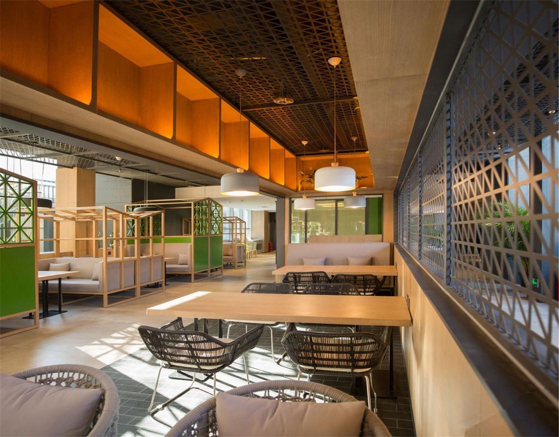 Qiu Guo Hotel Hua Mao Chaoyang  Экстерьер фото