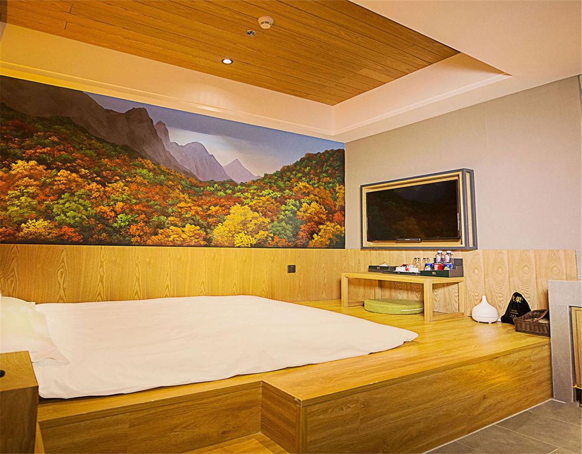 Qiu Guo Hotel Hua Mao Chaoyang  Экстерьер фото