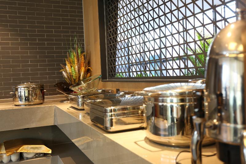 Qiu Guo Hotel Hua Mao Chaoyang  Экстерьер фото